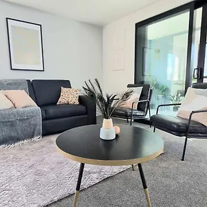 Brand New Luxury 3br In Cbd Christchurch